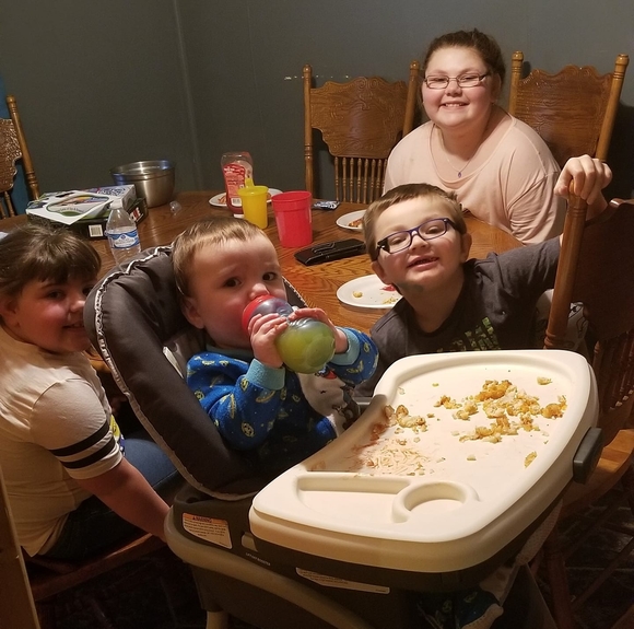 Profile Picture of Marlana Boguess (@marlana89) on Poshmark