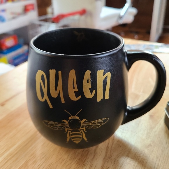 Profile Picture of Leia Liseno (@linajspm) on Poshmark