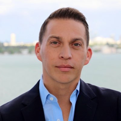 Profile Picture of Manuel Bojorquez (@BojorquezCBS) on Twitter