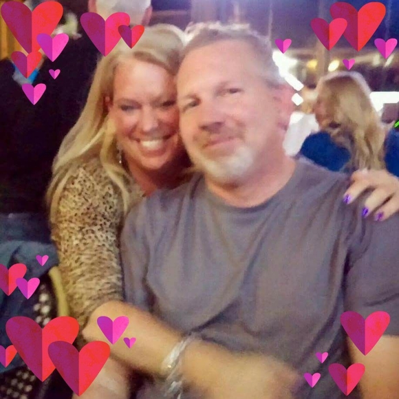 Profile Picture of Tamara Chucci (@tamstermb) on Poshmark