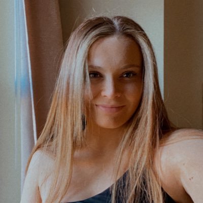 Profile Picture of Alexa❁ (@alexaburns1131) on Twitter