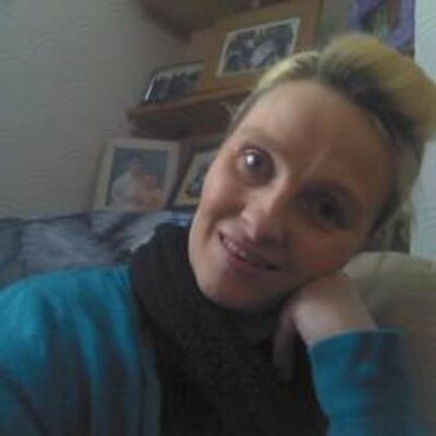 Profile Picture of lyndsey burgess (@lyndseyloo76) on Twitter