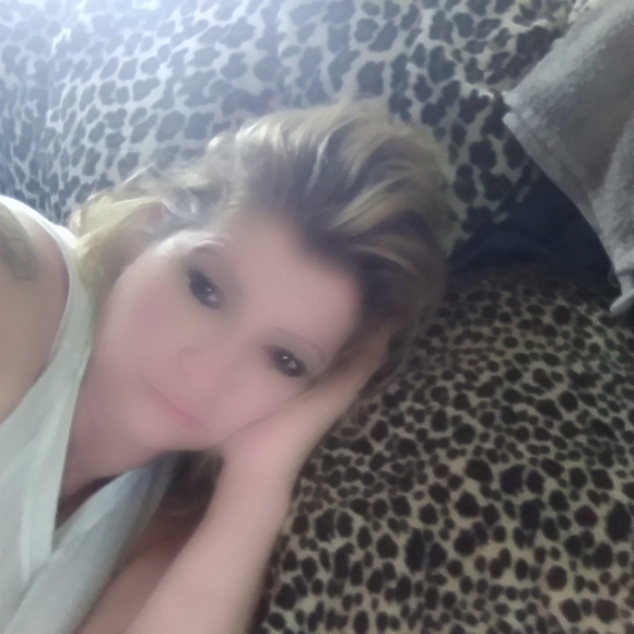 Profile Picture of Colette Rodriguez (@colettedepaz) on Poshmark