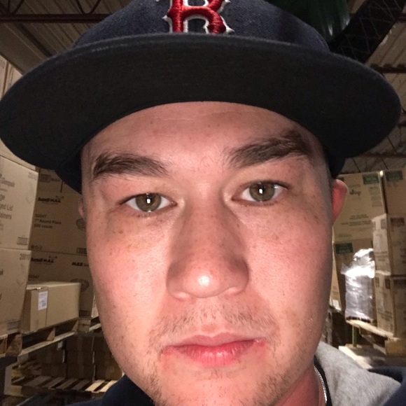 Profile Picture of Ricky jr Umberger (@nocturnal31) on Poshmark