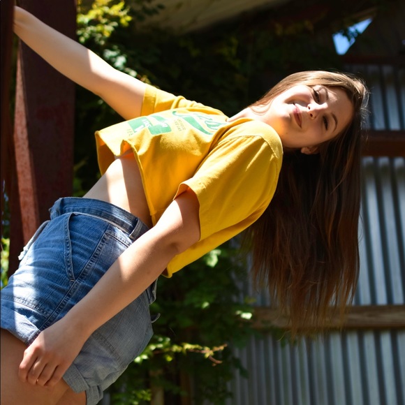 Profile Picture of Callie Rohan (@callierohan) on Poshmark