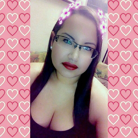 Profile Photo of Maria Anzaldua (@vicky1108) on Poshmark