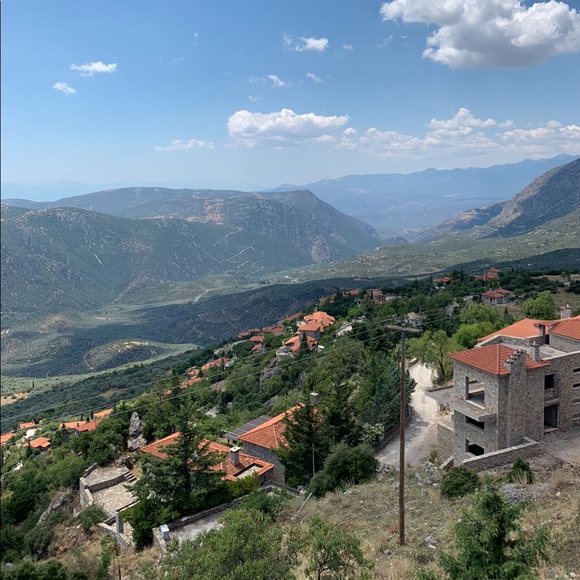 Profile Picture of Spiros Kefalas (@spiroskefalas) on Poshmark