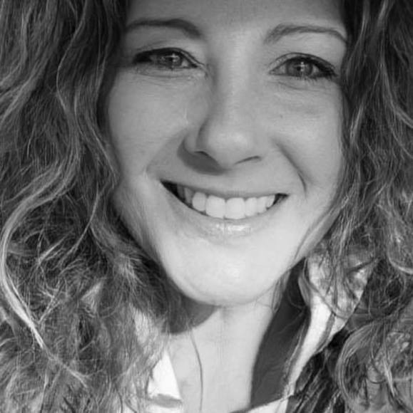 Profile Picture of Sandra Kuszewski (@spgveui) on Poshmark