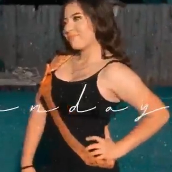 Profile Picture of Jolette Palomares (@jolettep) on Poshmark