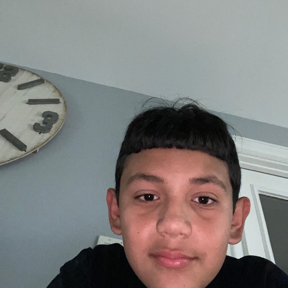 Profile Picture of Elias Calera (@eliascalera) on Poshmark