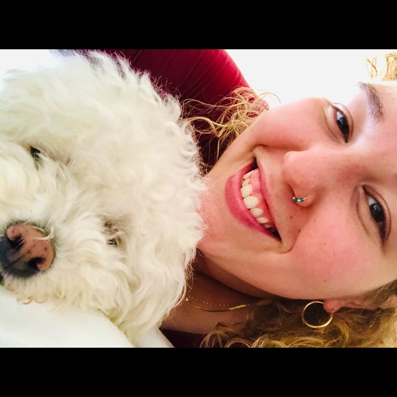 Profile Picture of Talia Inbar (@taliainbar) on Poshmark