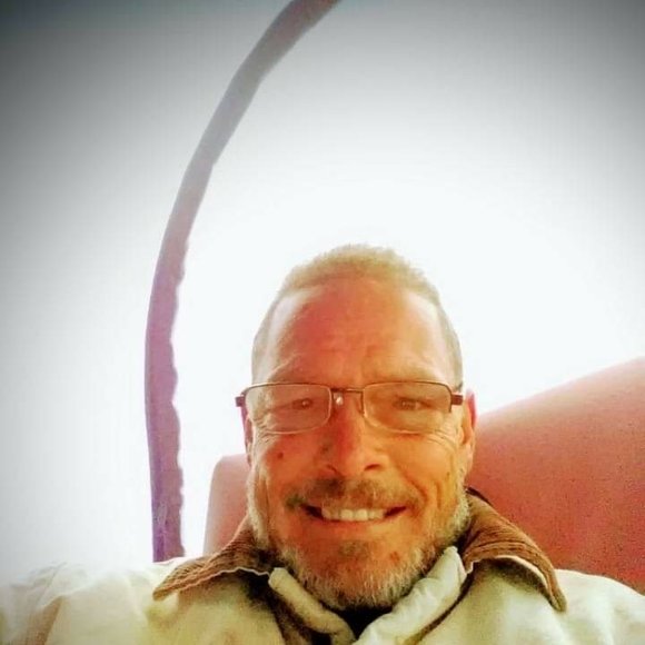 Profile Picture of Art Roberts (@jrobjr1979) on Poshmark