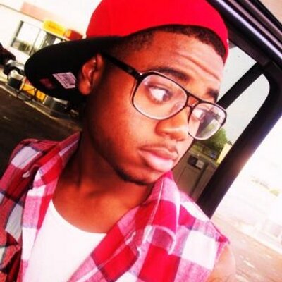 Profile Picture of Brandon Gully (@beezybaddazz) on Twitter