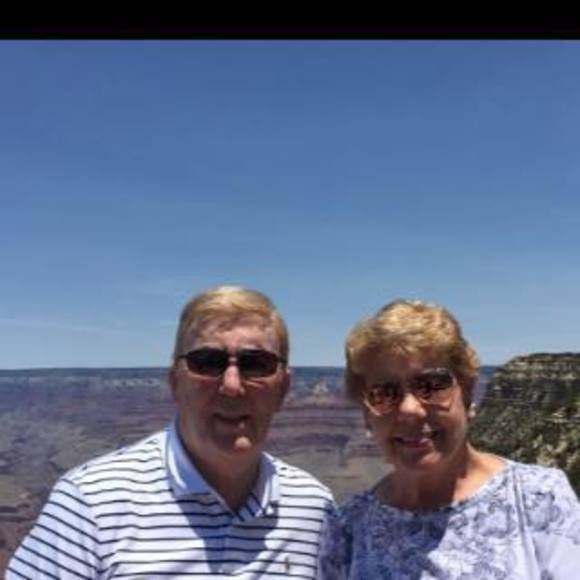 Profile Picture of Kristine Burfeind (@wkburf) on Poshmark