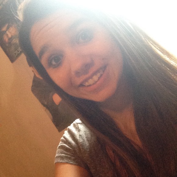 Profile Picture of Jillian Steadman (@jillian0415) on Poshmark
