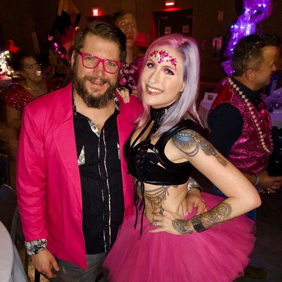 Profile Picture of Jason Kraeuter (@jasonkraeuter) on Poshmark