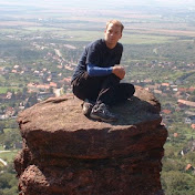Profile Picture of Peter Molnar (@molnarpetya) on Youtube