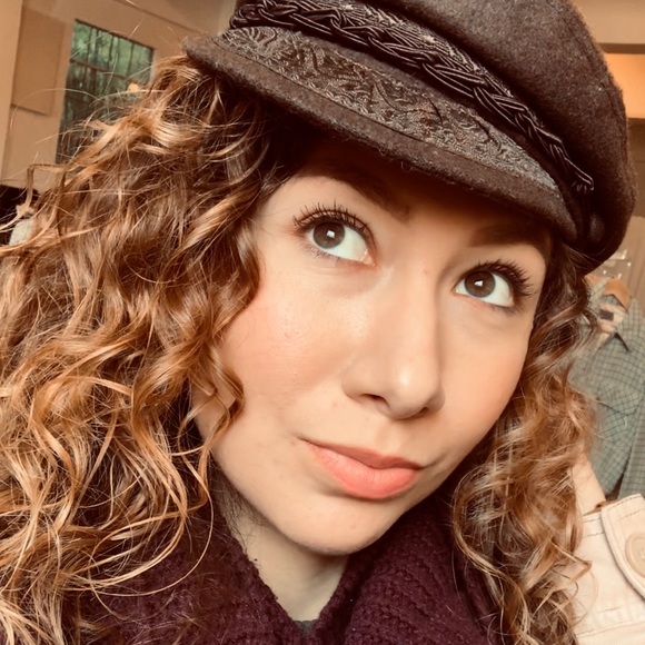 Profile Picture of Isabell Prebot (@isabellprebot) on Poshmark