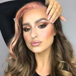 Profile Picture of ℤ𝕠ë 𝔼𝕝𝕝𝕚𝕖 𝕋𝕒𝕪𝕝𝕠𝕣 (@zoeelliemua) on Instagram