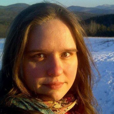 Profile Picture of Candy L. Daniels (@Calibizaro) on Twitter