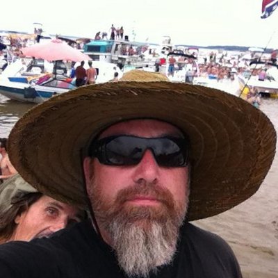 Profile Picture of Precision Motorcycle (@StevenMartineau) on Twitter