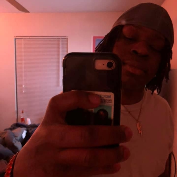 Profile Picture of Alex Addai (@saltyflacka) on Poshmark