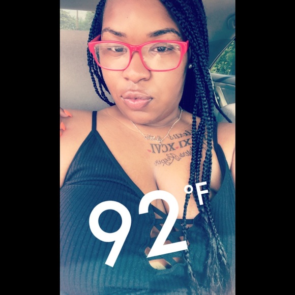 Profile Picture of Alec Mcilwain james (@alecdemej) on Poshmark