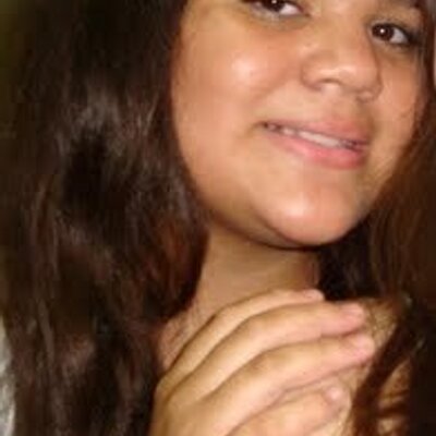 Profile Picture of Julia Vaz (@juliavaz3) on Twitter