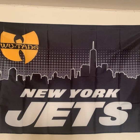 Profile Picture of Thomas Chappell (@rappleje5) on Poshmark