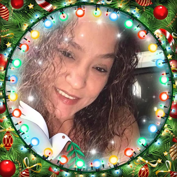 Profile Picture of Josephine Casarez (@josephinecasare) on Poshmark