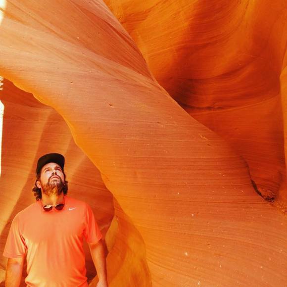 Profile Picture of Evan Duval (@evanduval) on Poshmark