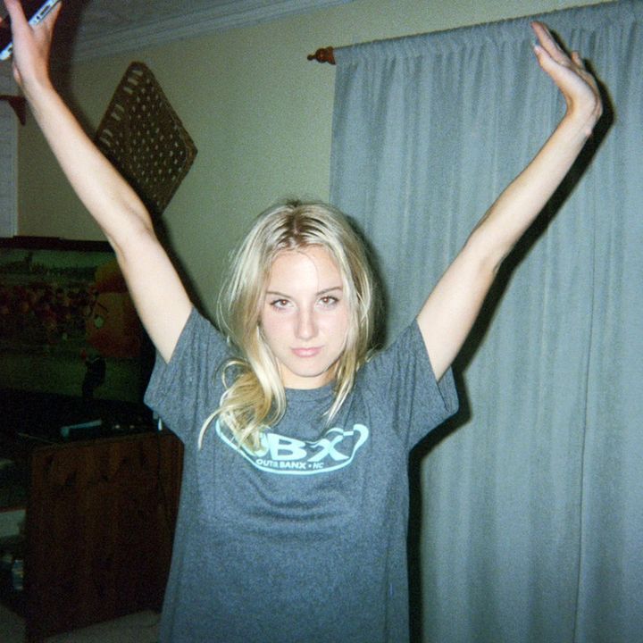 Profile Picture of Laur (@lauriecat3) on Tiktok