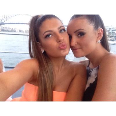 Profile Picture of Cassy Tiller (@CassandraTiller) on Twitter