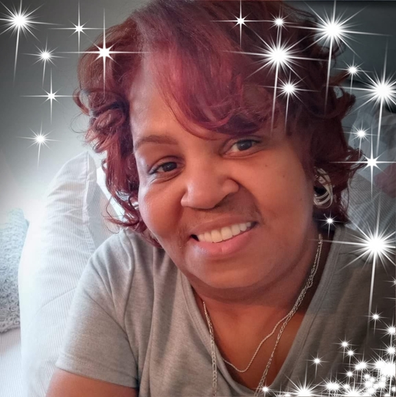 Profile Picture of Cassandra Barnes (@sansblessed256) on Poshmark