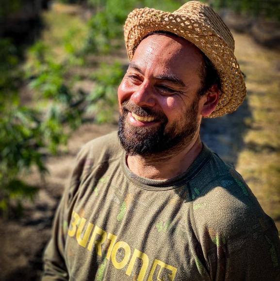 Profile Picture of Keoni Van dyck (@keonione) on Poshmark