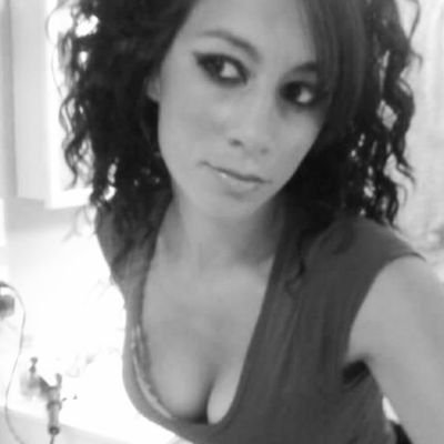 Profile Picture of Norah James (@NorahJames9) on Twitter