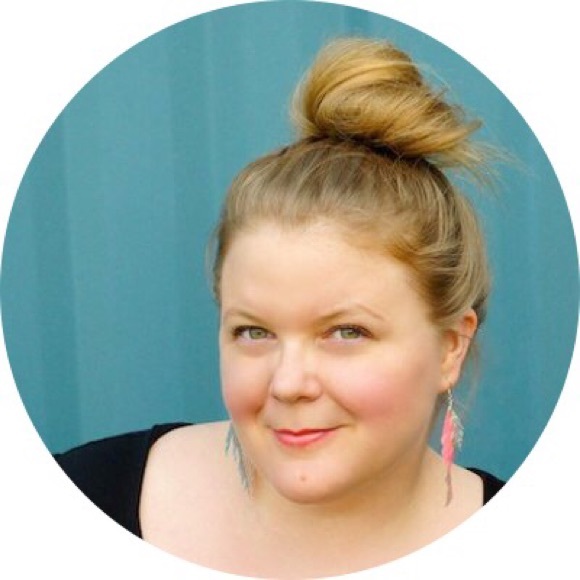 Profile Picture of Marisa Edghill (@risscloset) on Poshmark