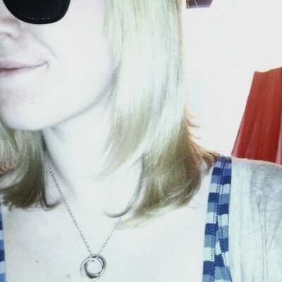 Profile Picture of Julia Pfeiffer (@EvgenyRocks) on Twitter