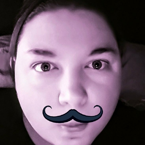 Profile Picture of Bailee Pleasants (@zosergirl) on Poshmark