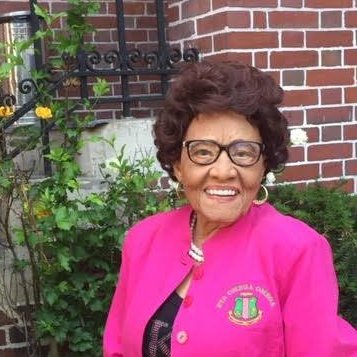 Profile Picture of Dr. Lucille Cole Thomas (@lucillecthomas) on Twitter