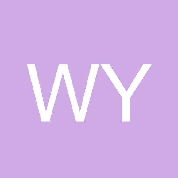 Profile Picture of Wendy Yang (@wendyang) on Poshmark
