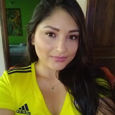 Profile Picture of Linda Mayo Cuervo (@LindaMayo11) on Twitter