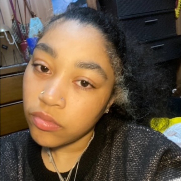 Profile Picture of Bobbie Johnson (@bobbiejohnso591) on Poshmark