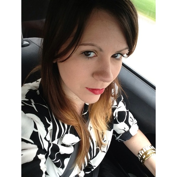 Profile Picture of Jayme Banzhoff (@jbanzhoff) on Poshmark