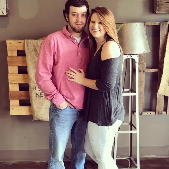 Profile Picture of Brandon Huff (@bhuff1992) on Poshmark