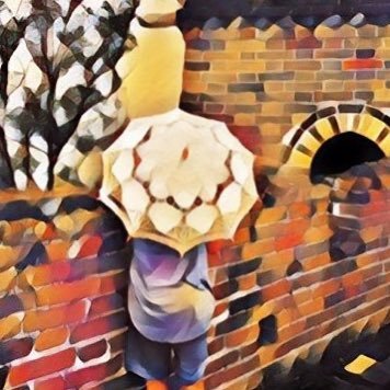 Profile Picture of Clare Kavanagh (@CindyBrady76) on Twitter