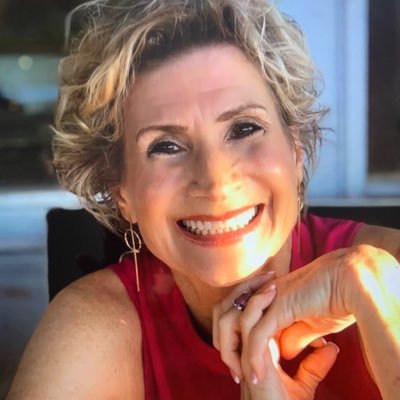 Profile Picture of Danét Palmer / Author / Podcaster/ Partner In Joy (@YummyWayDanet) on Twitter