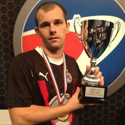 Profile Picture of Jonathan FALLOT (@Soc__john) on Twitter