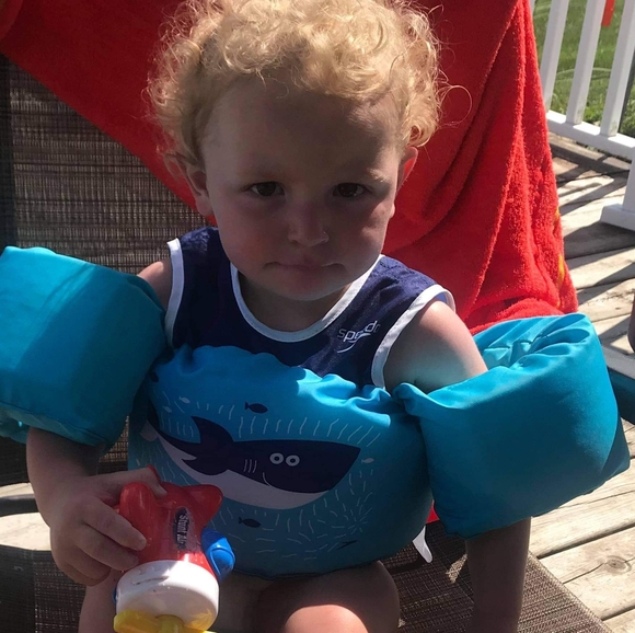 Profile Picture of Dayna Hines (@sniffer336) on Poshmark