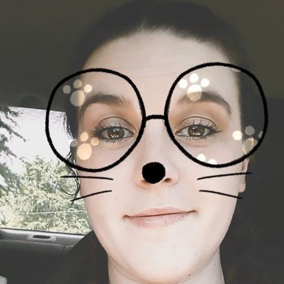 Profile Picture of Kelsey Patterson (@kelseypatterson) on Poshmark